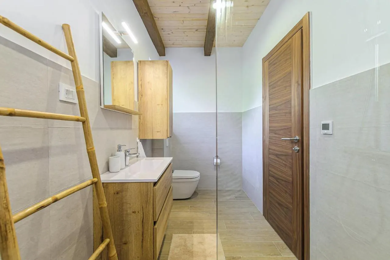 Villa David - Luxurious Secluded Villa With A Heated Pool Butkovici   Butkovici (Istria)